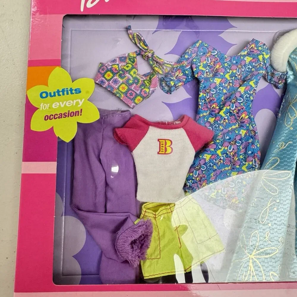Vintage 2000 Mattel Barbie Fashion Avenue 6 Complete Fashions #68073‎ NIB  NOS